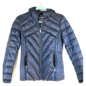 BCBGeneration Ultra Light Weight Packable Down